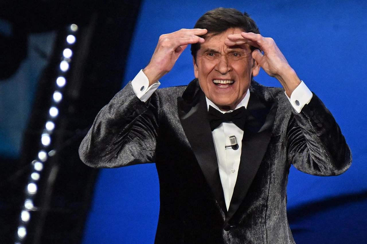 Gianni Morandi (Ansa)