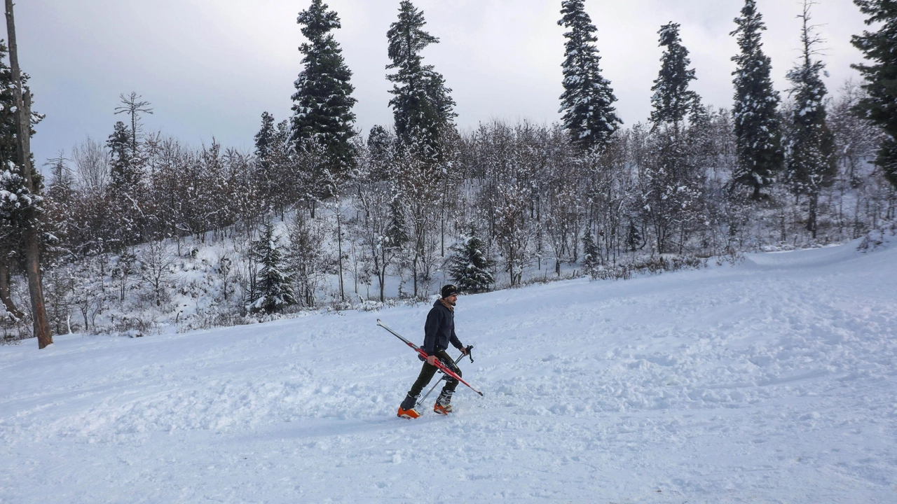 Meteo: torna la neve