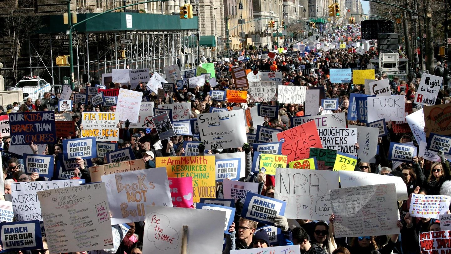 Washington, la marcia degli studenti contro le armi (Ansa)