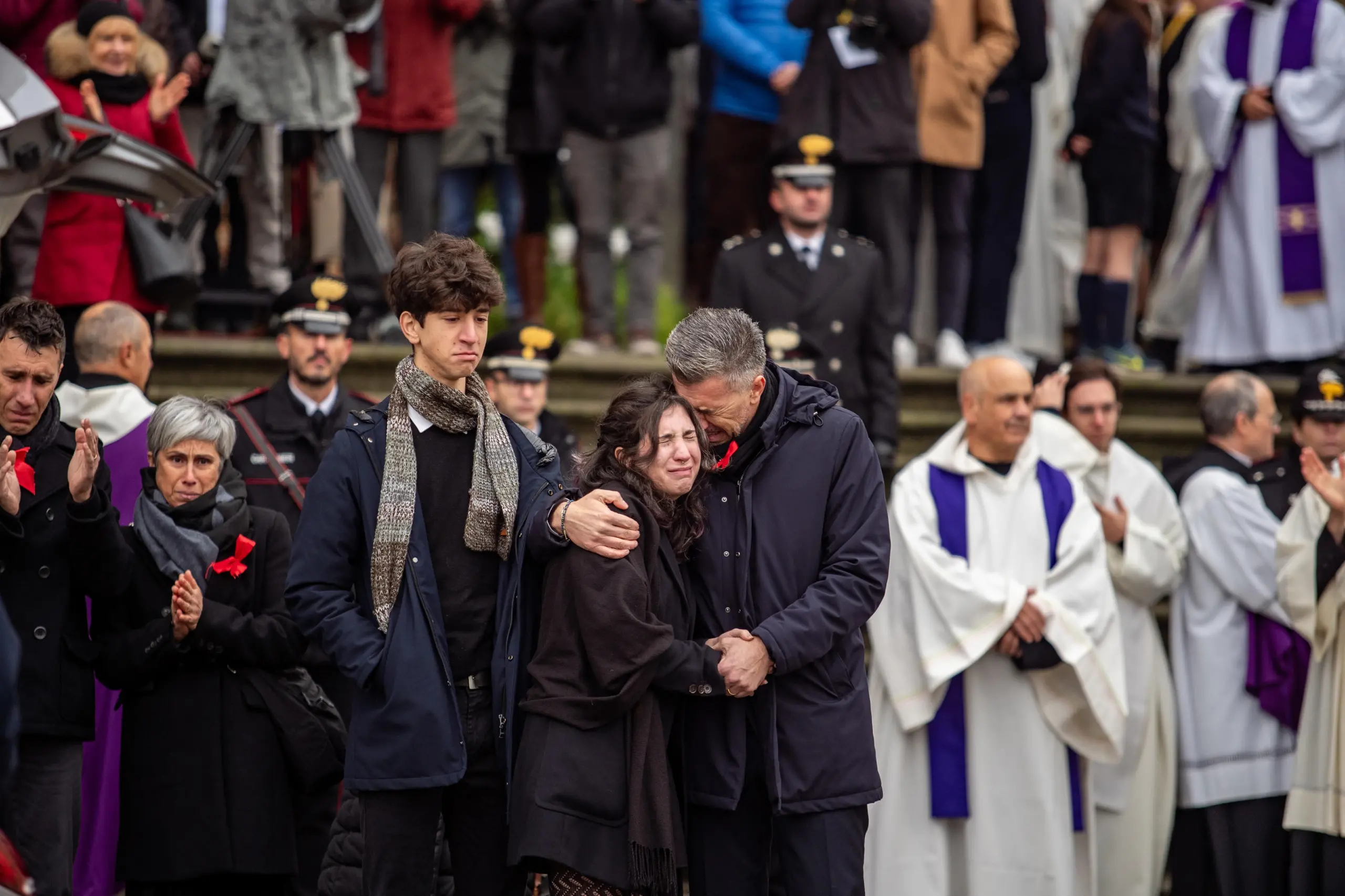 Funerali di Giulia Cecchettin, papà Gino: “Impareremo a danzare sotto la pioggia”