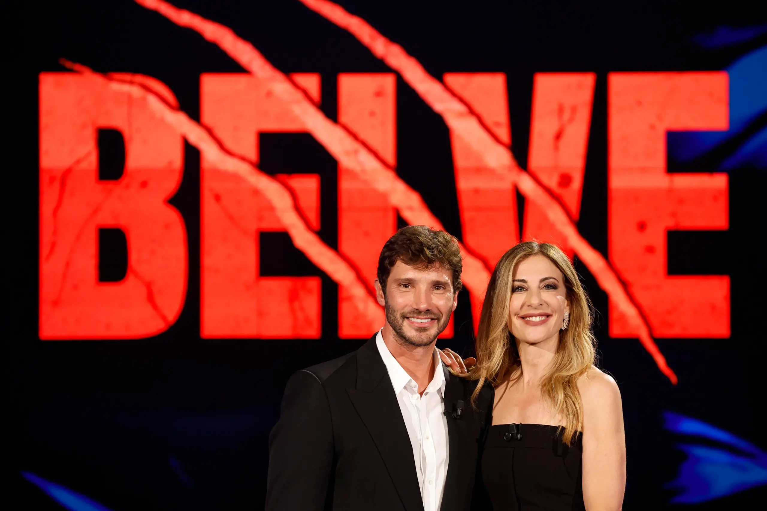 Stefano De Martino a Belve: “Il matrimonio con Belen non è finito per  tradimento”