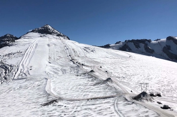 Meteo: ancora caldo folle, poi schiaffo dal Nord Europa. “Ciclone e rischio alluvioni lampo”. Previsioni: giù di 20°