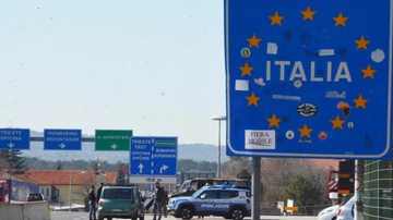 L’Italia reintroduce i controlli alla frontiera con la Slovenia. Anche altri otto Paesi Ue sospendono Schengen