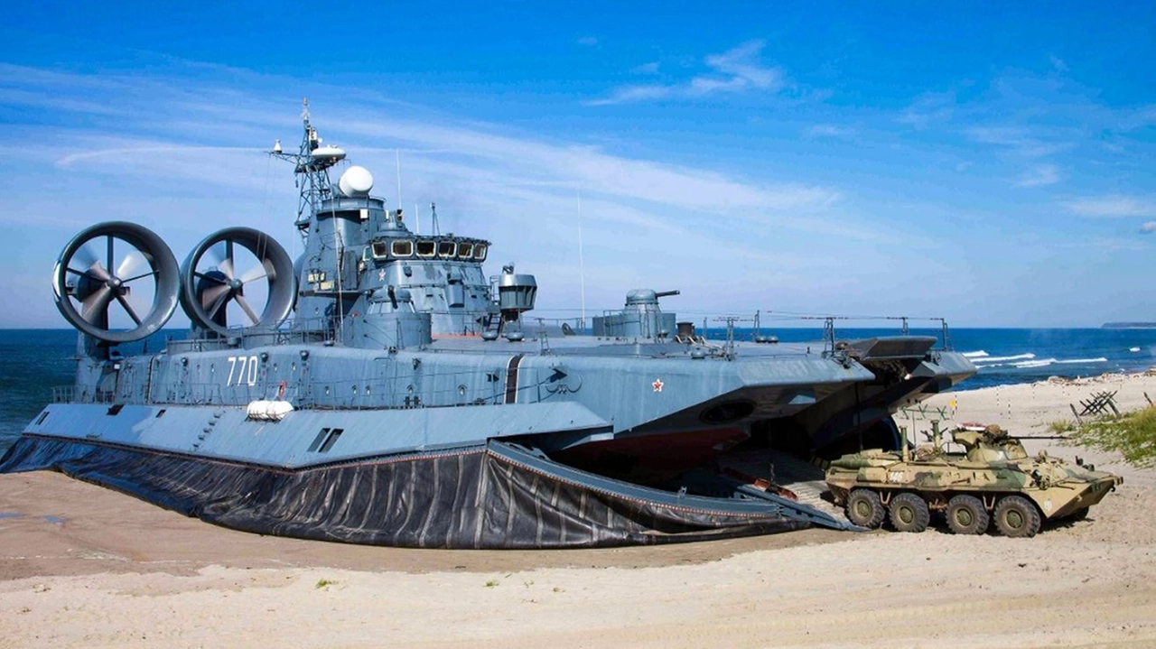 La Yevgeny Kocheshkov,  hovercraft della classe Pomornik