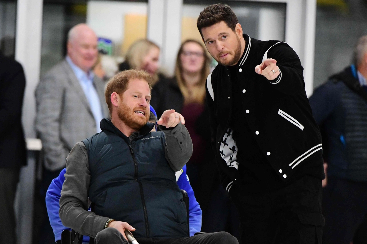 Il principe Harry e il cantante Michael Bublé promuovono la prossima edizione degli Invictus Games