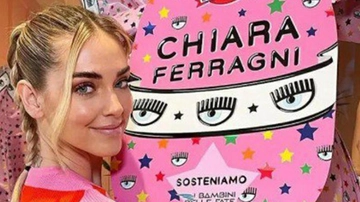 Chiara Ferragni, chiusa in casa e il silenzio social. Gli amici: “E’ molto provata”