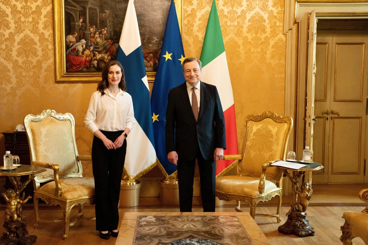 Sanna Marin e Mario Draghi a Palazzo Chigi (Ansa)