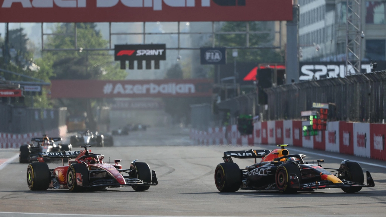 F1 Baku live, Sprint Race: primo Perez, secondo Leclerc. Il monegasco della Ferrari in pole nella gara di domenica