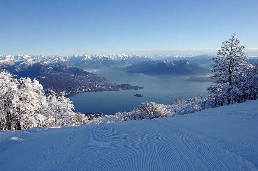 Valli dell'Ossola, la neve vista lago: fondo, discesa, terme e borghi walser per una vacanza indimenticabile