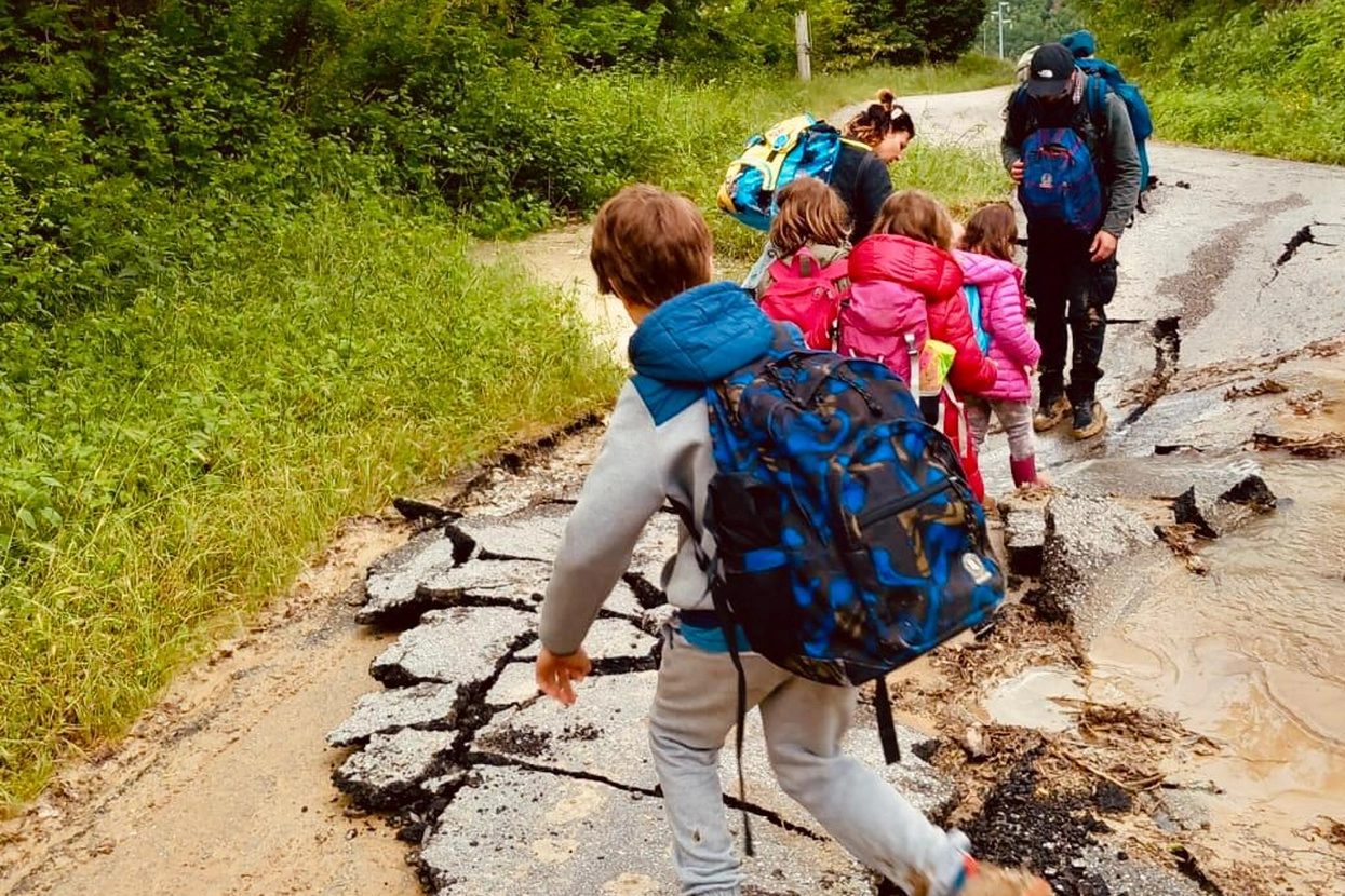 L'odissea delle famiglie per salvarsi dall'alluvione