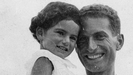 Liliana Segre bambina con il padre Alberto