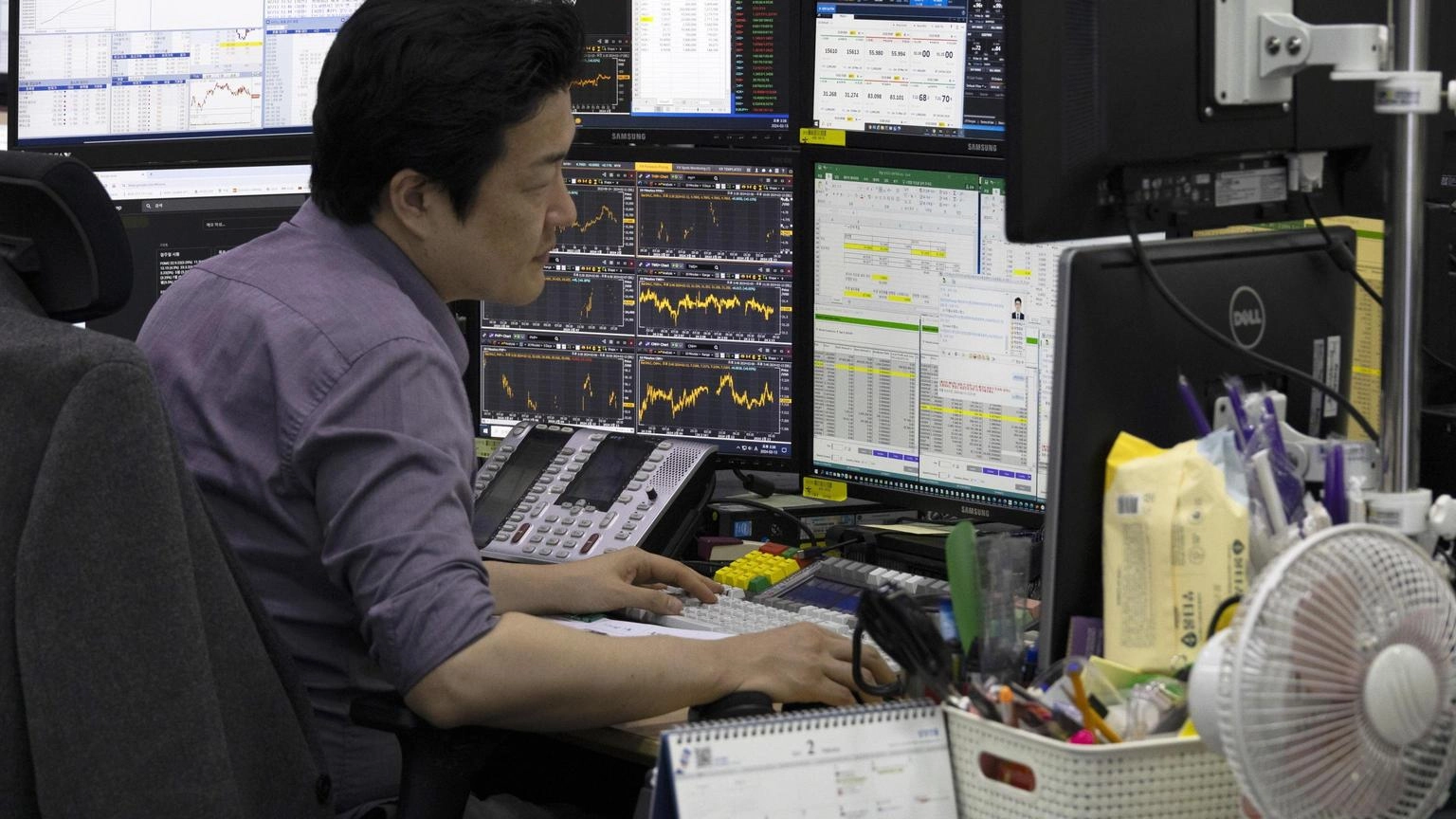 Borsa: l'Asia chiude positiva, si guarda alle trimestrali