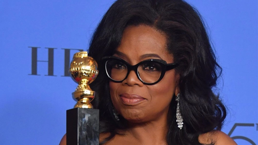 Oprah Winfrey con il Golden Globe 2018 – Foto: AFP PHOTO/Frederic J. BROWN/LaPresse