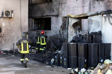 Chi sono le vittime dell’incendio di Tivoli. Un paziente: “È stato brutto, gli anziani piangevano”