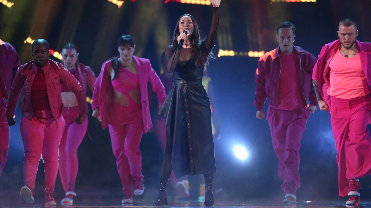 Eurovision 2023, la conduttrice Julia Sanina durante le prove (Ansa)