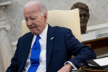 Biden sbarca su Tik Tok alla ricerca dei voti dei giovani (nonostante i timori sulla app)