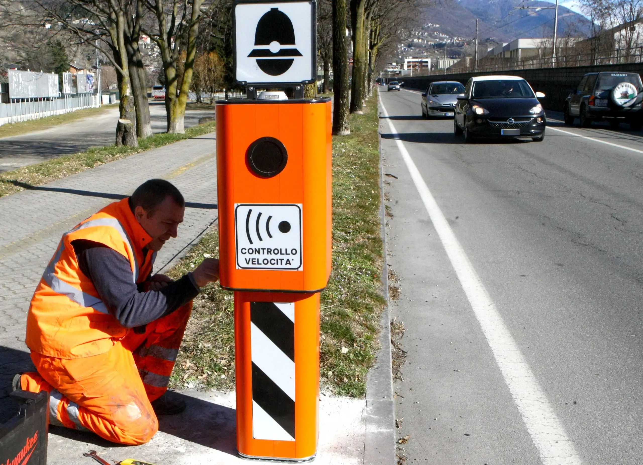 Autovelox nel cuore delle città, è rivolta