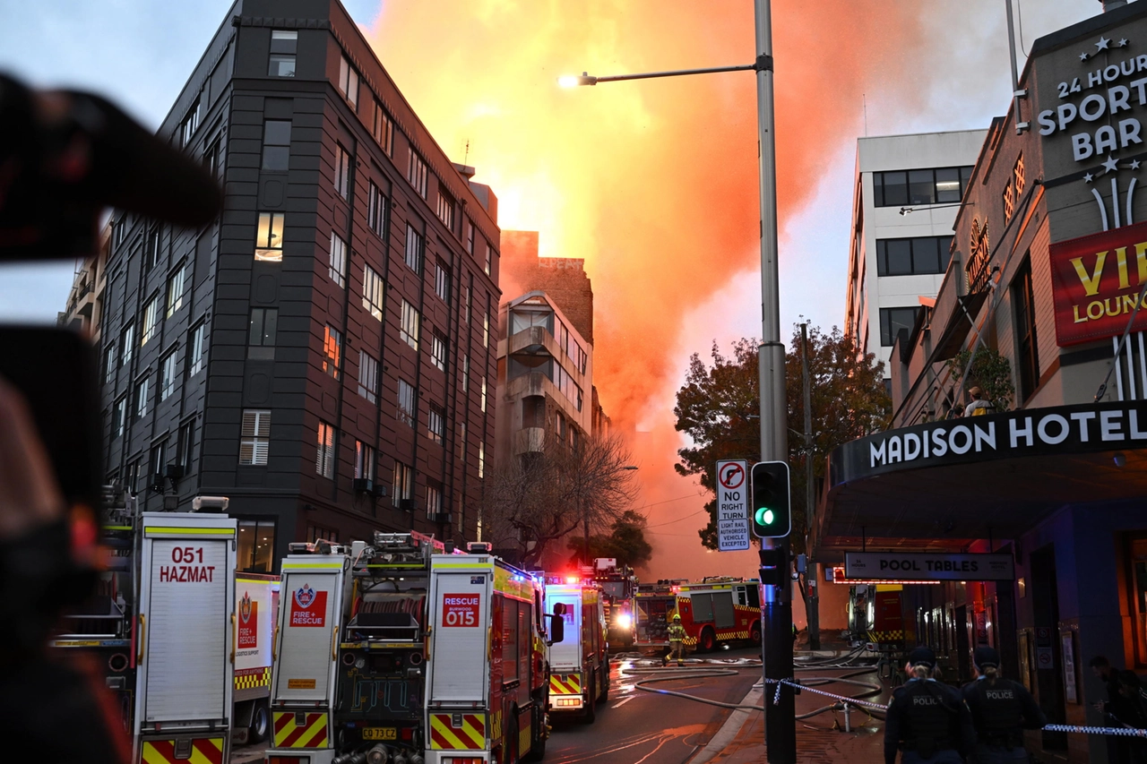 Un'immagine del gigantesco incendio