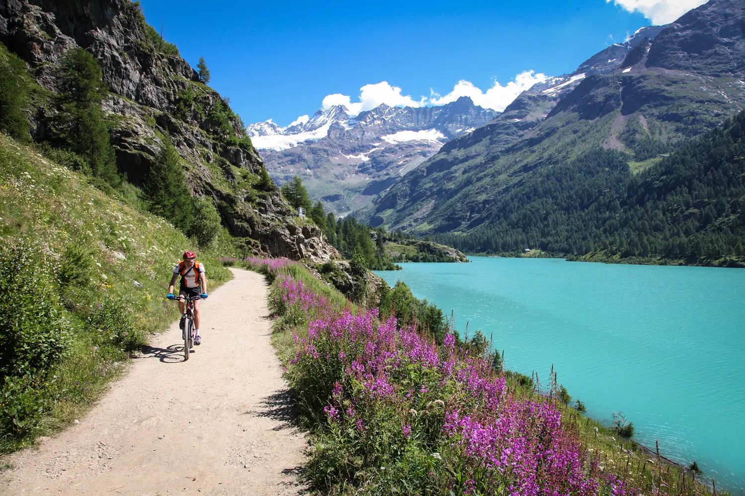 Valle d'Aosta: alla scoperta di una natura incontaminata