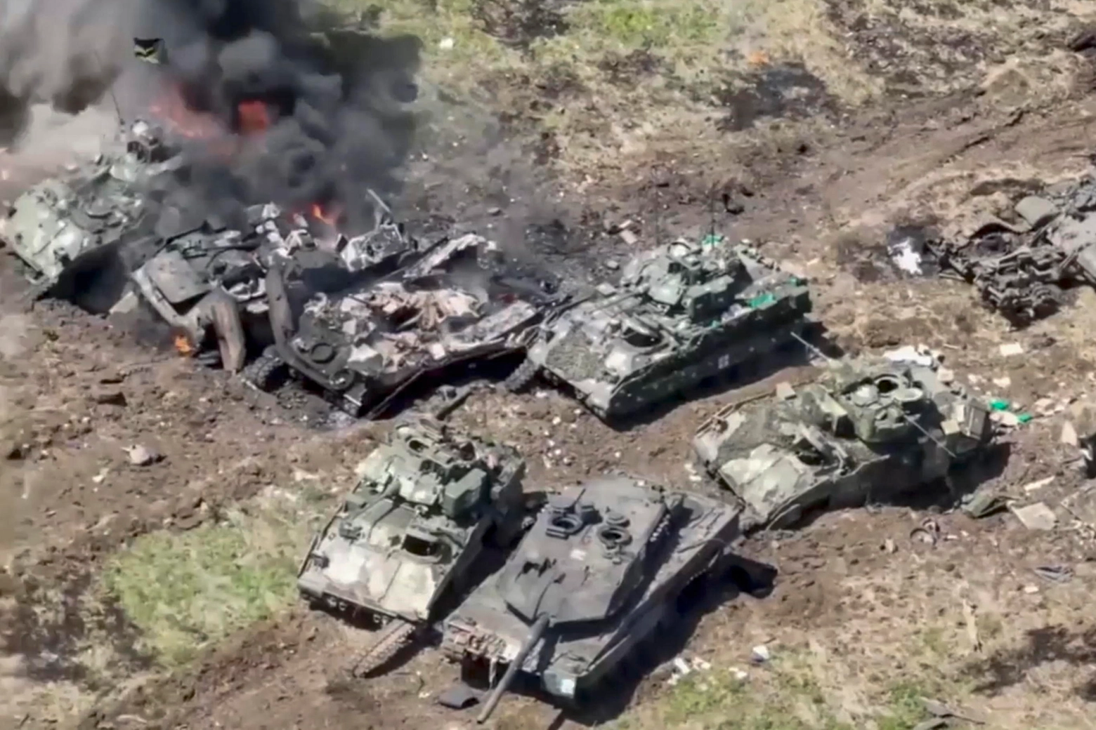 Carri armati ucraini distrutti: ‘Leopard-2A6’ e americani BMP M2 ‘Bradley’