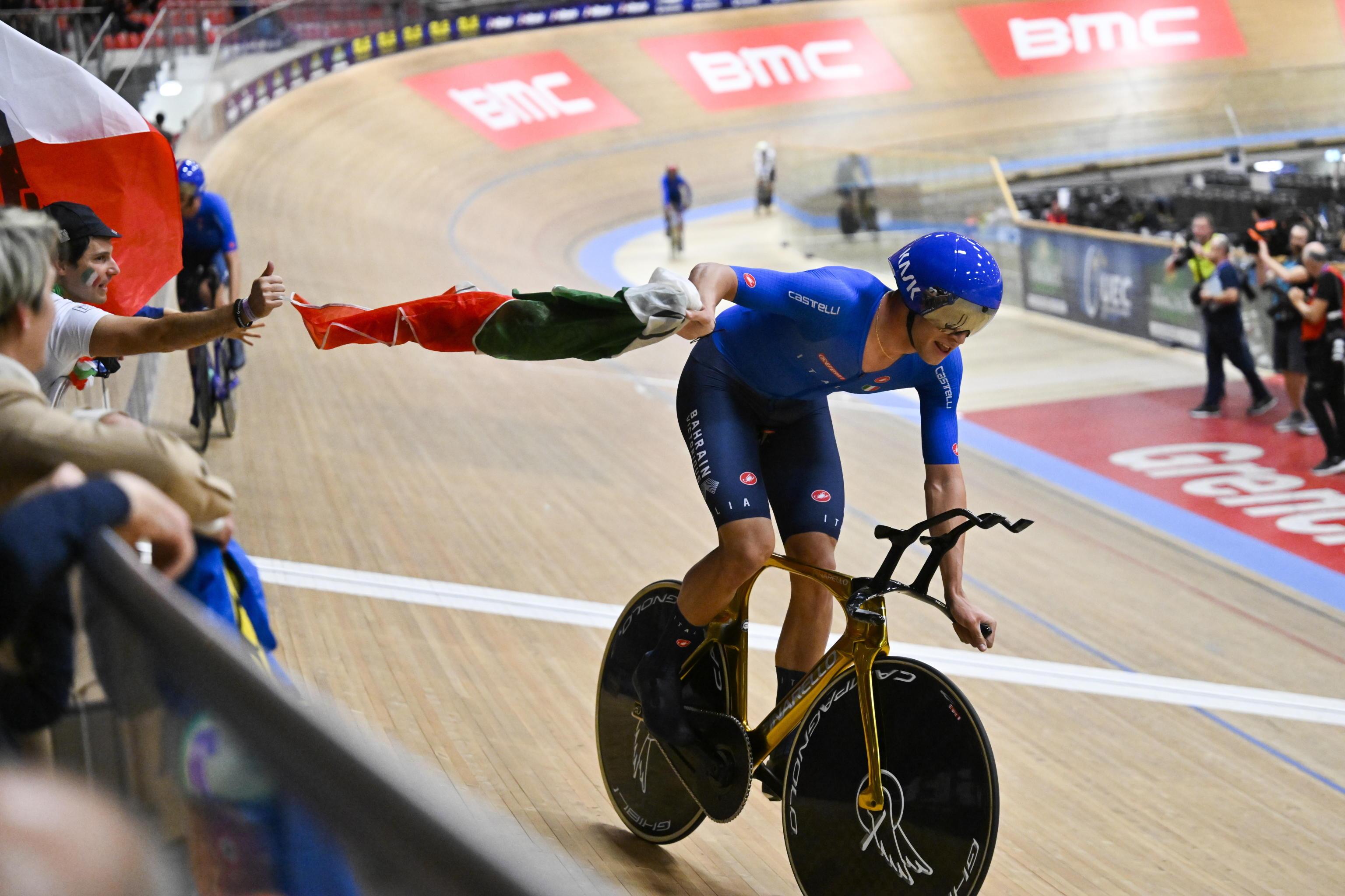 Europei Di Ciclismo Su Pista 2023, Jonathan Milan Oro Nell'inseguimento ...