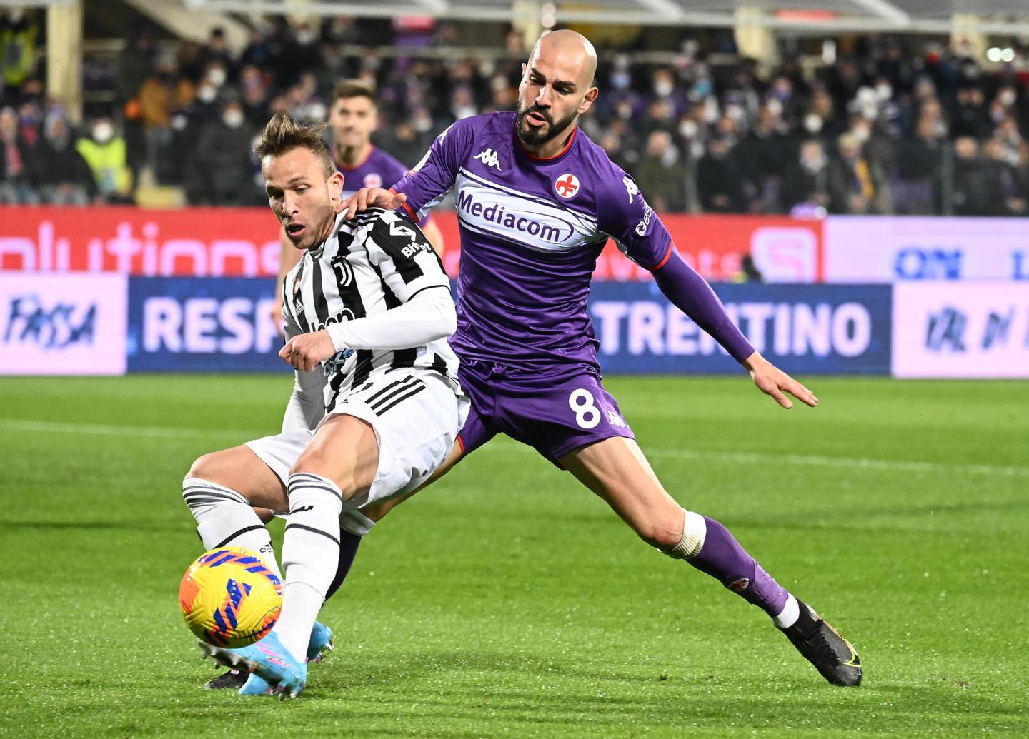 Fiorentina Juventus Venuti Regala Il Successo In Extremis Alla Signora