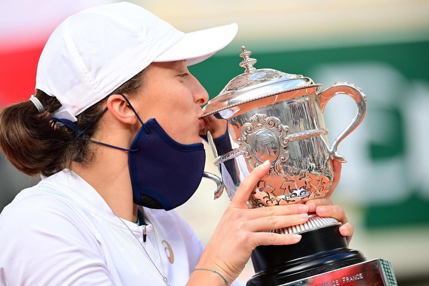 Roland Garros 2020 Finale Femminile, Swiatek Trionfa A 19 Anni. Kenin ...