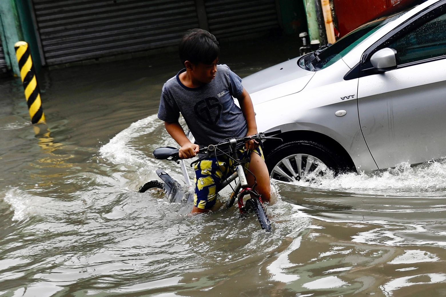 Tifone Doksuri, un'immagine scattata nelle Filippine
