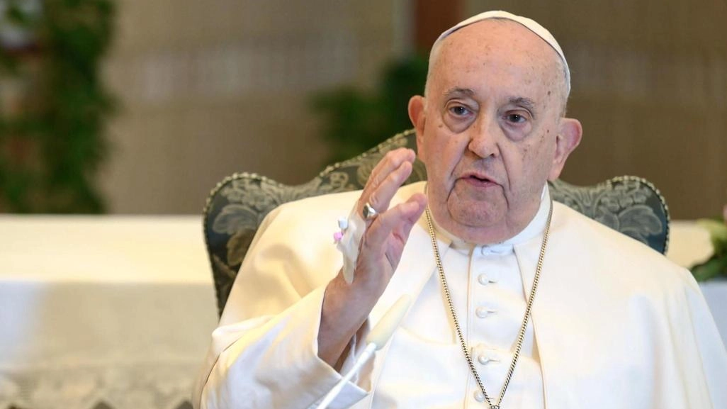 Il Papa è convalescente. Salta il viaggio a Dubai