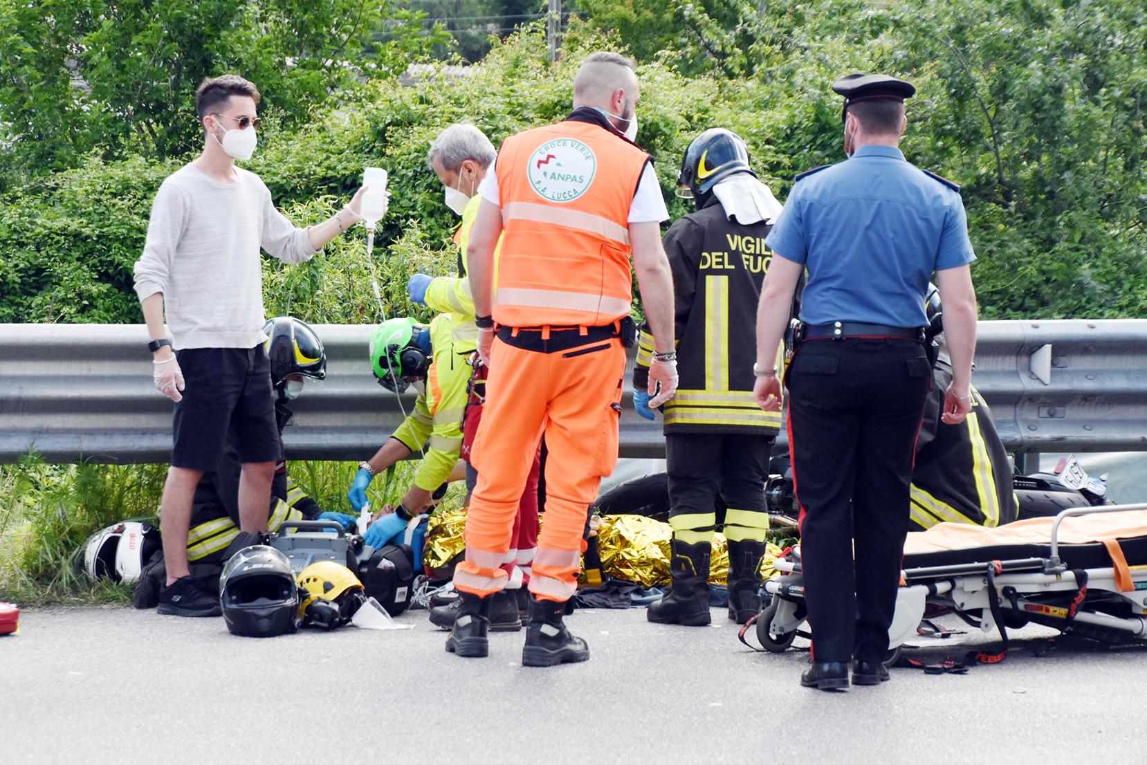 Incidente Stradale A Roma Centauro Morto Sul Grande Raccordo Anulare