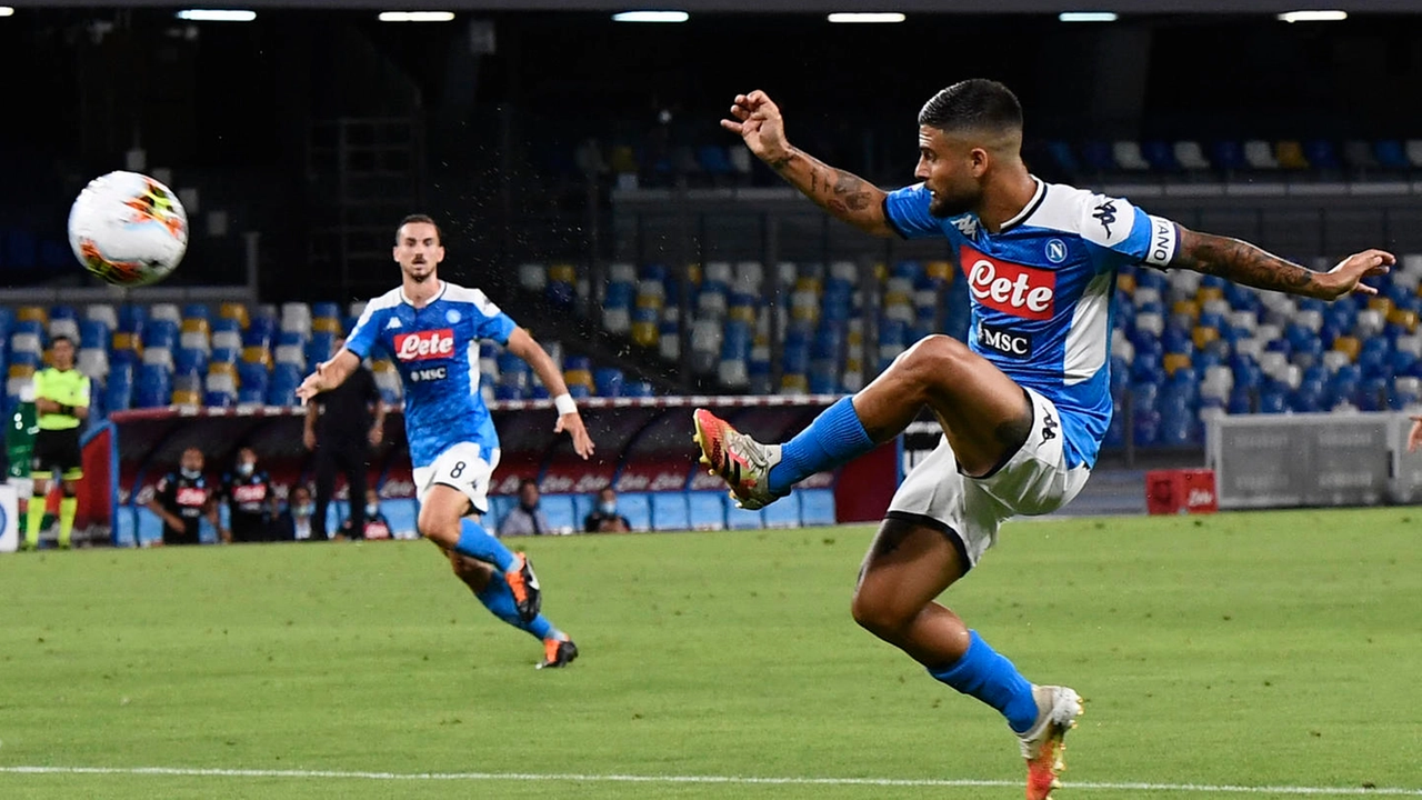 Lorenzo Insigne, capitano del Napoli (Ansa)