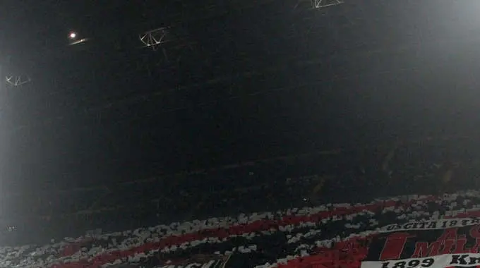 Milan: Ultras a tifosi, usiamo l'ironia