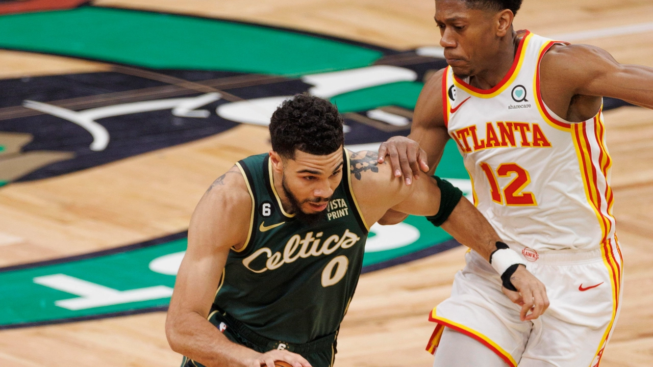 Playoff Nba: i Celtics vanno sul 2-0 con gli Hawks. Vincono anche Suns e Cavs