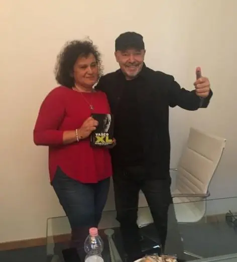 Vasco Rossi incontra Teresa, malata di tumore. "Eccomi qua"