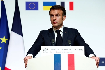 Ucraina, spunta l’ipotesi di invio di truppe occidentali. Cosa ha detto Macron e la reazione del Cremlino