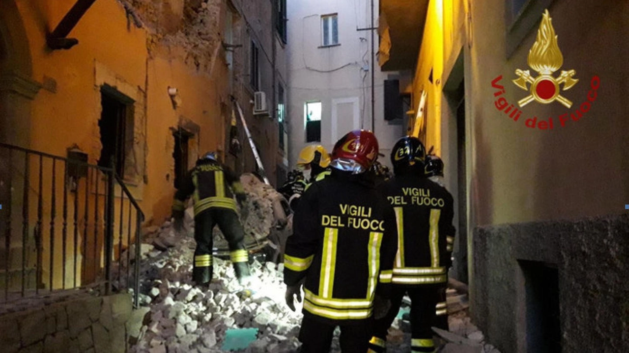 Marino, esplosione in una palazzina: la causa una fuga di gas