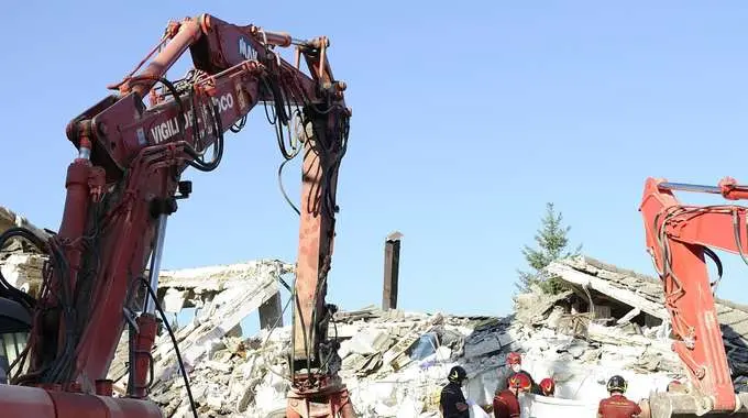 Sisma: Autorità, stop pagamento bollette