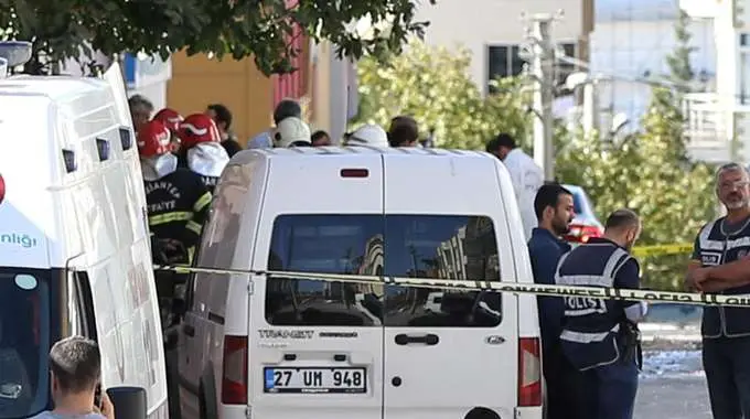 Spari contro stazione polizia Gaziantep