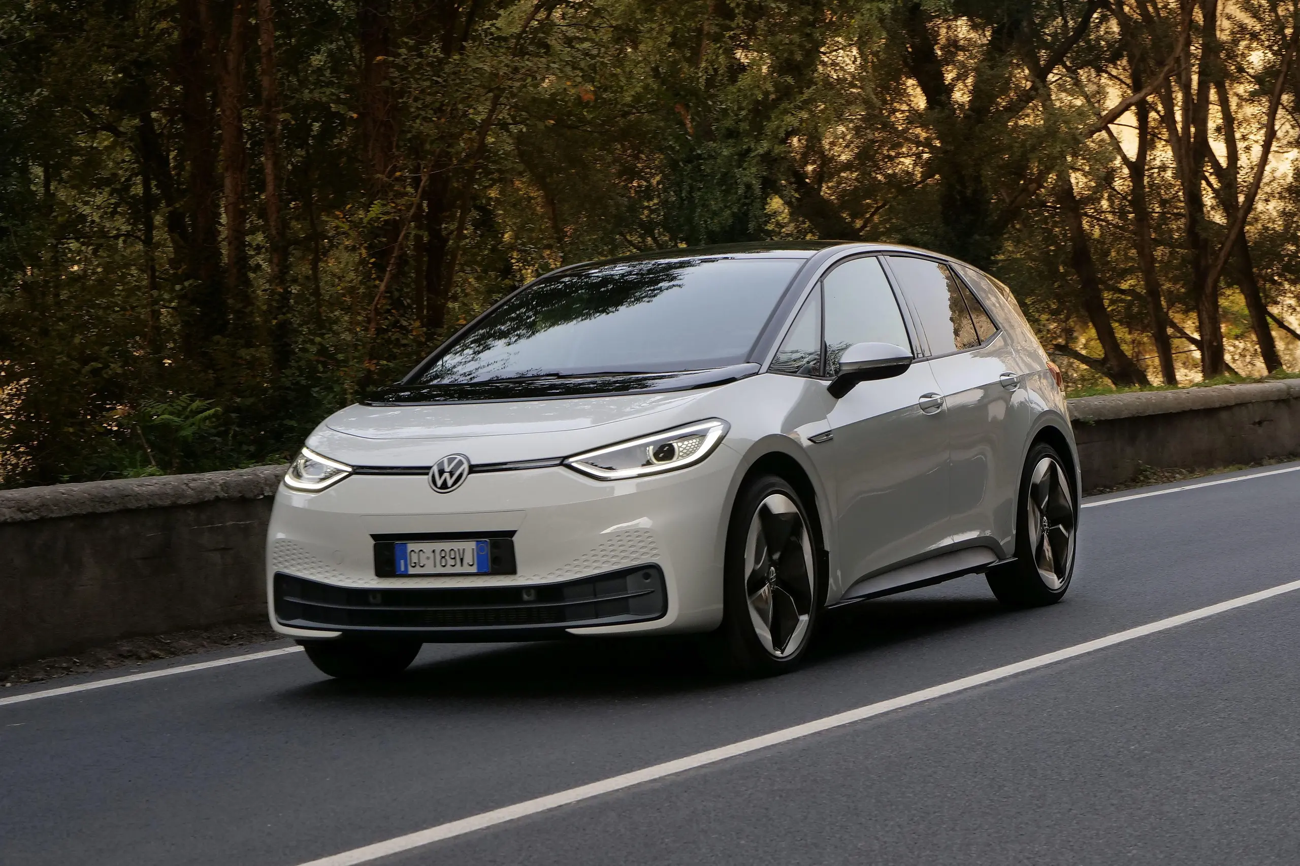 ID3, L’ELETTRICO VOLKSWAGEN SEDUCE SUBITO