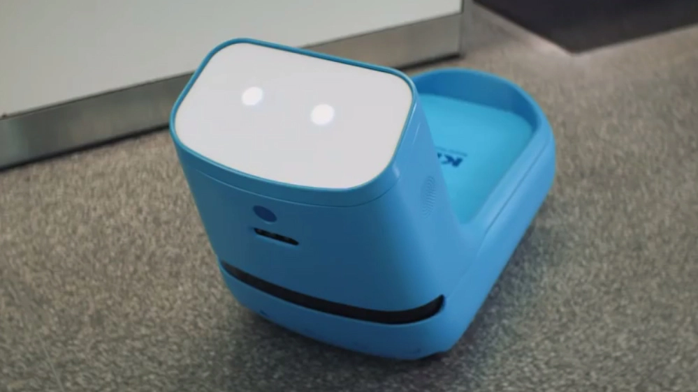 Il robot assistente Care-E - Foto: screenshot da YouTube/KLM Royal Dutch Airlines