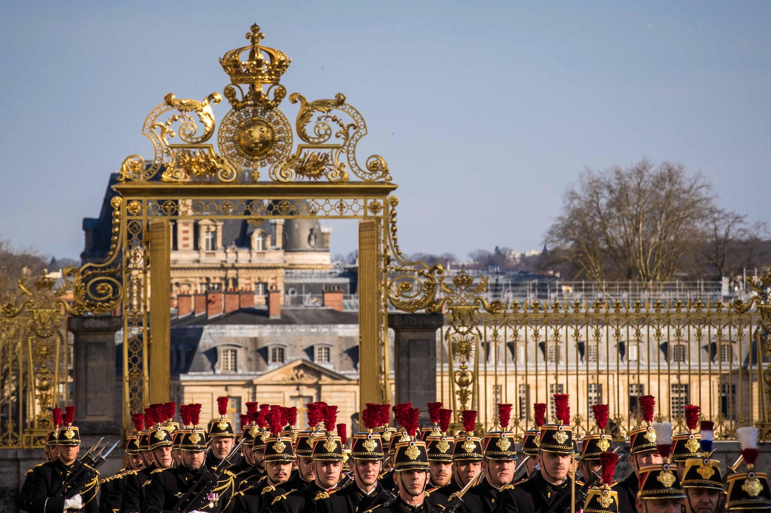 Reggia Di Versailles Evacuata Per Nuovo Allarme Bomba