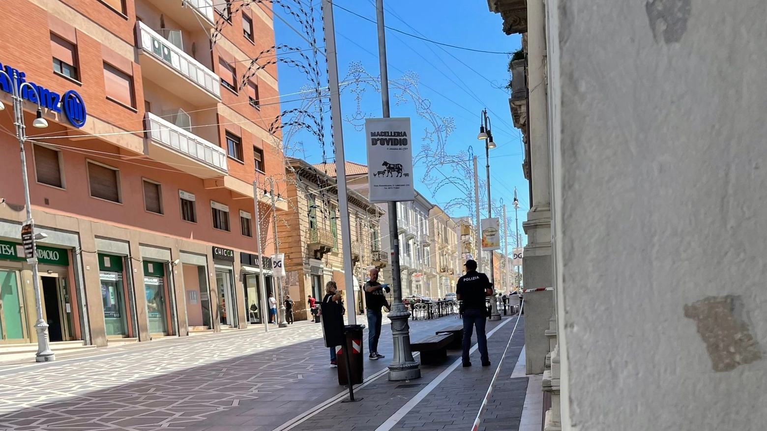 I rilievi della polizia sul luogo dell'incidente a Lanciano (Foto Matilde Gravili)