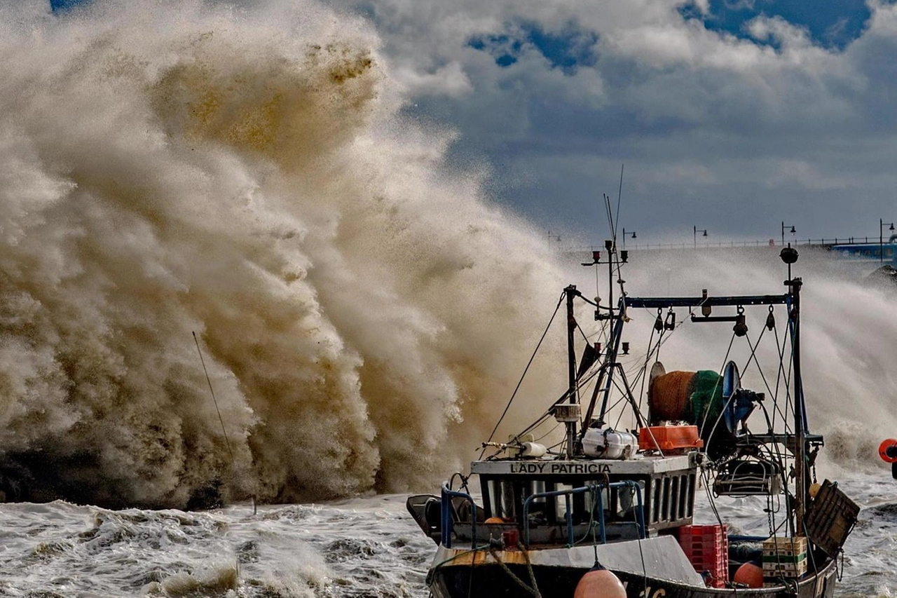 Il fenomeno meteo. Scontro tra masse gelide e bollenti . Così è nata la tempesta