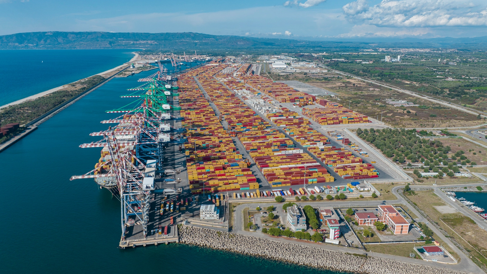 Il porto di Gioia Tauro