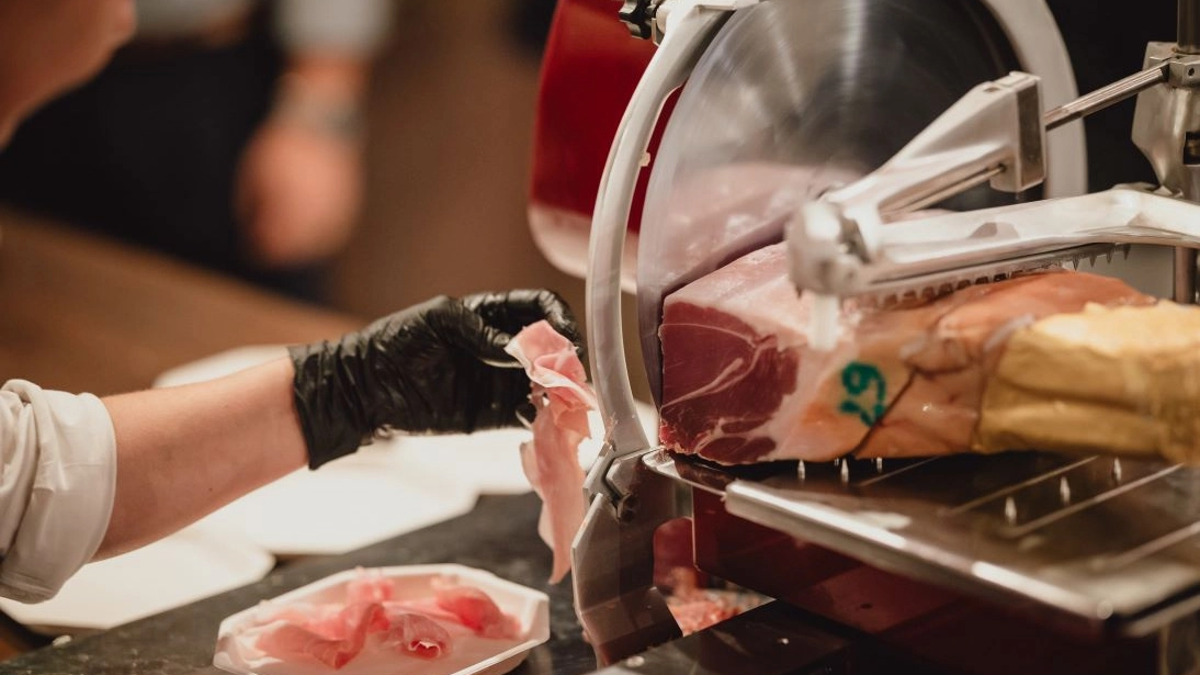 Aria di San Daniele, il prosciutto crudo in tour nelle città italiane: ecco le date