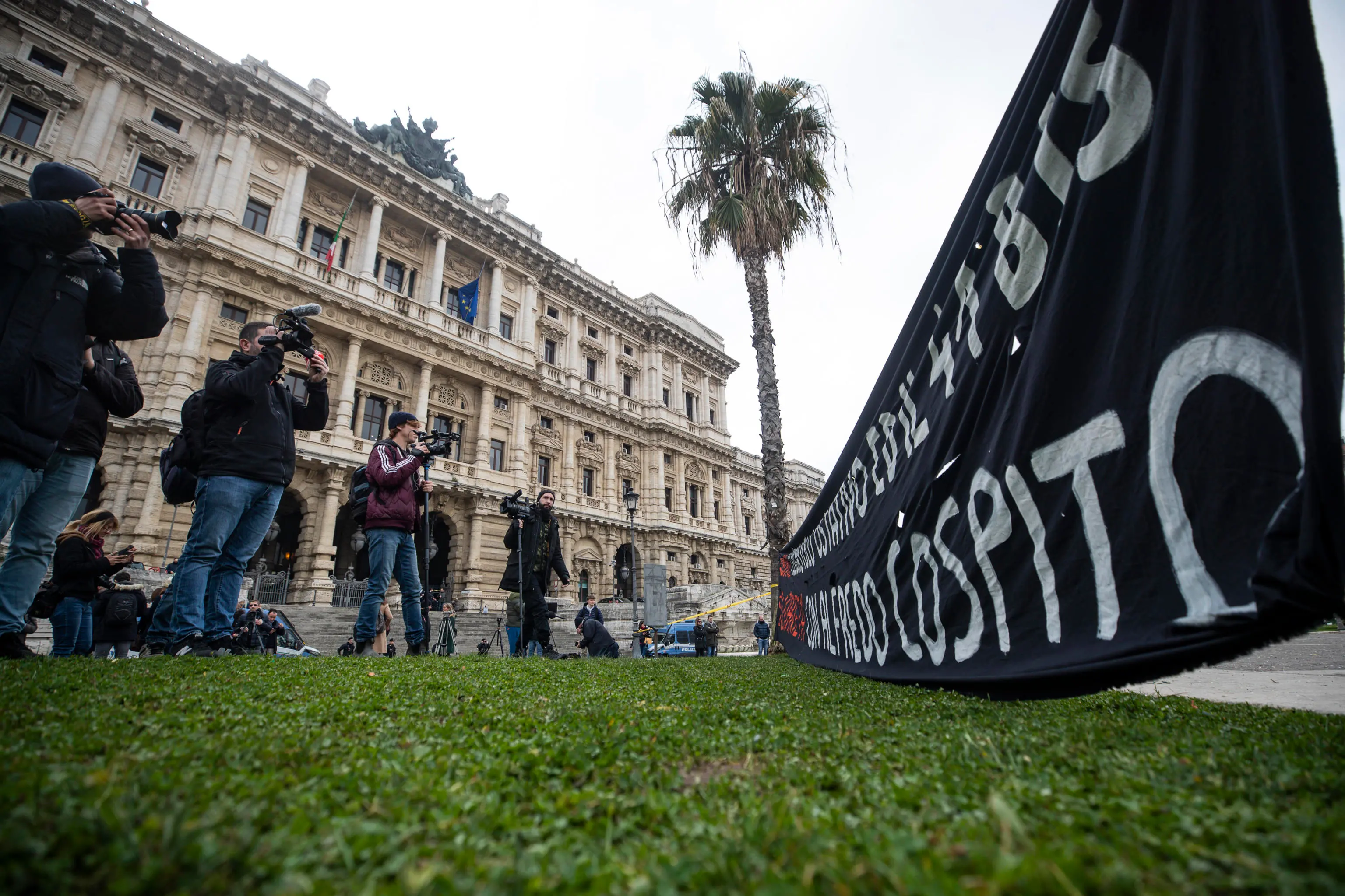 Cospito, blindati alla Corte di Cassazione: oggi attesa sentenza per l'anarchico al 41 bis