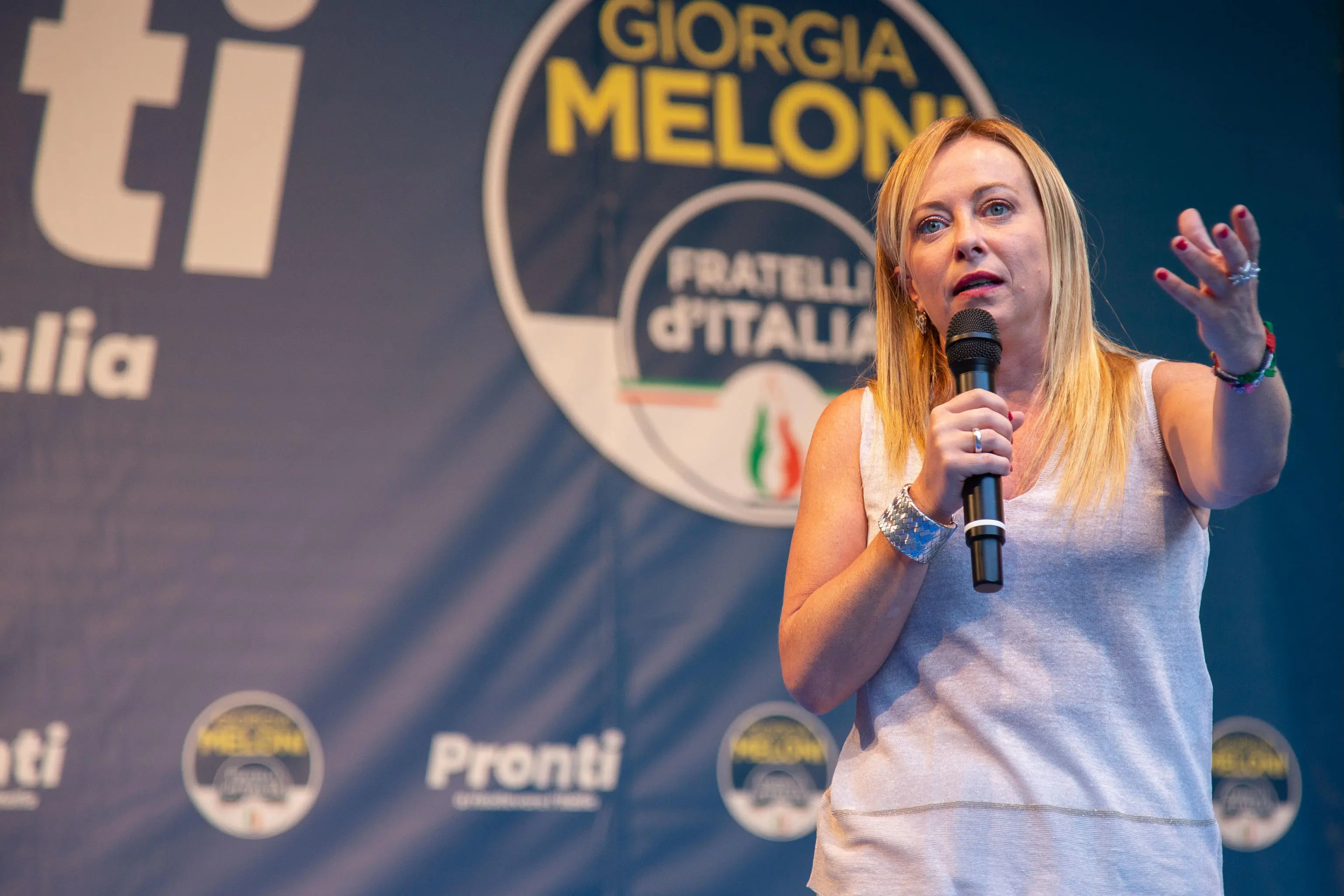 Meloni a Cernobbio: "Sono Giorgia, sembro Mario"