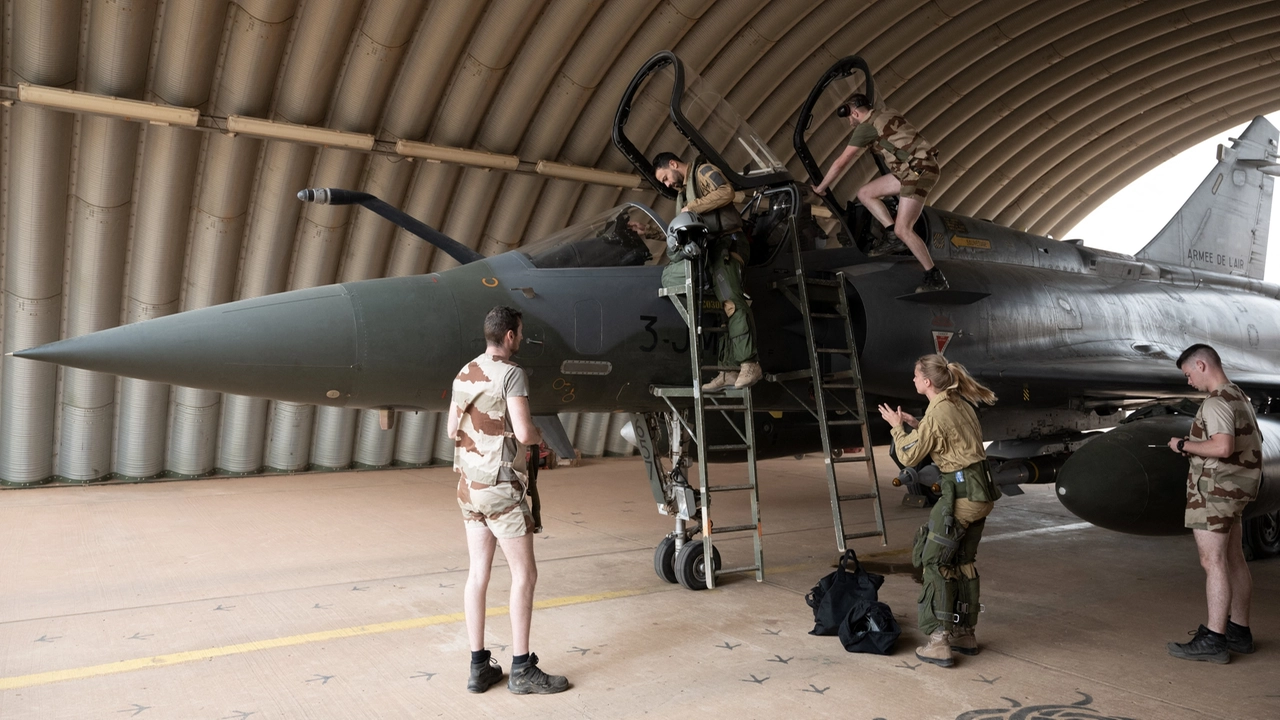 Mirage, jet militare francese (foto Afp)