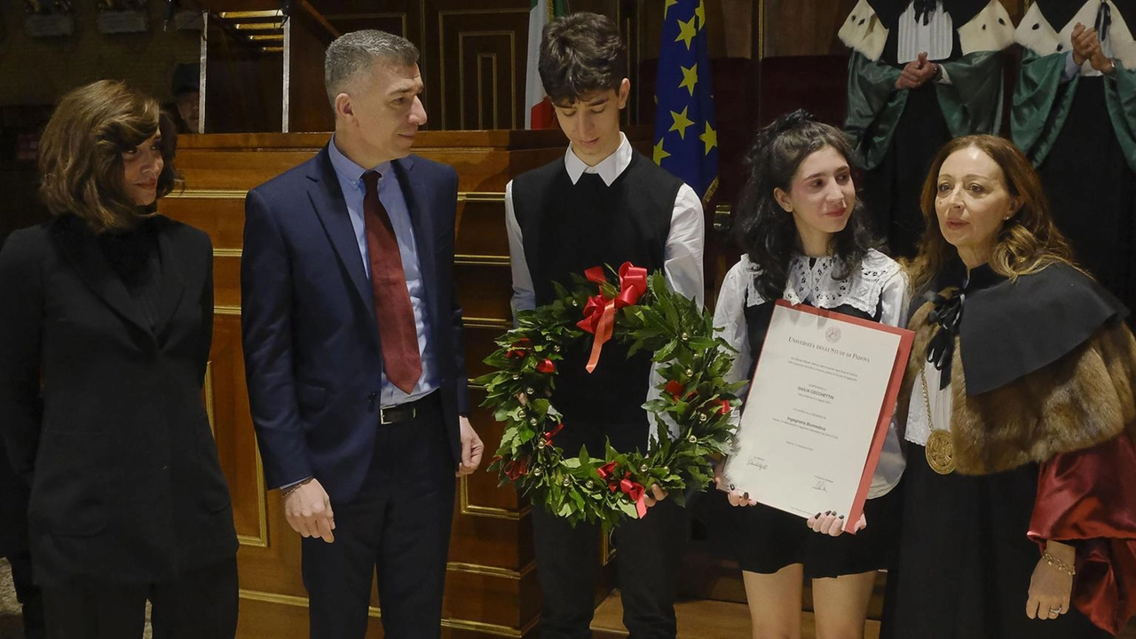 Laurea a Giulia Cecchettin: "Ha squarciato le coscienze". La sorella: fiera di te, genietta