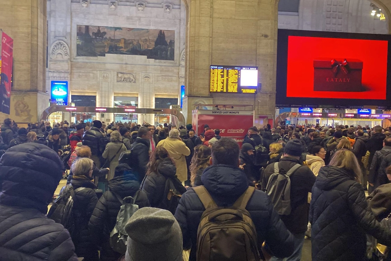 Sindacati, 'alta adesione sciopero treni, punte del 100%